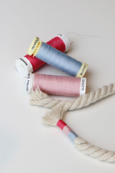 Choisir les couleurs des fils et le cordon