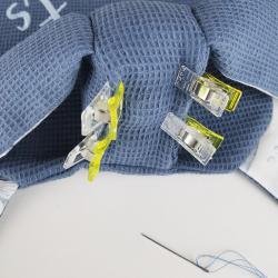Knuffeldoek afwerken