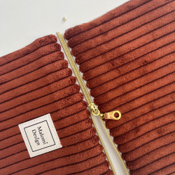 Reißverschluss annähen