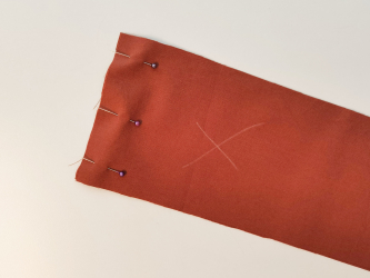 Coudre la ceinture à nouer