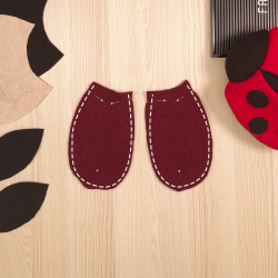 Flügel zusammennähen