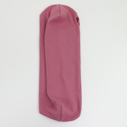 Finir de coudre le bonnet