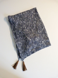 Poncho schließen
