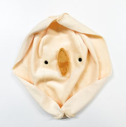 Flügel, Füsschen, Schnabel und Augen anbringen