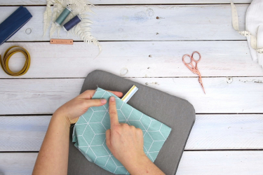 Coudre la poche pour lingettes humides