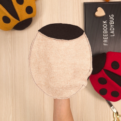 Ober- und Unterkörper zusammennähen