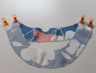 Halsausschnittbelege