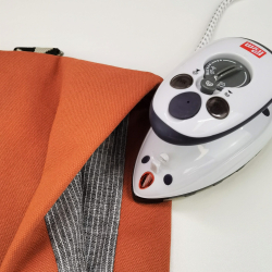 Coudre le sac extérieur et la doublure ensemble
