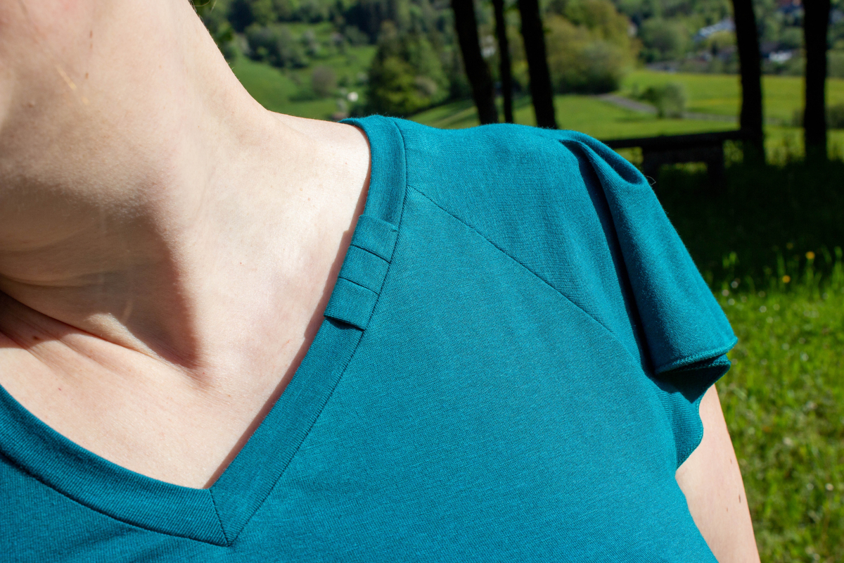 E-Book Einfach anziehend Damenkleid Ein zarter Flügelschlag | Stoffe ...