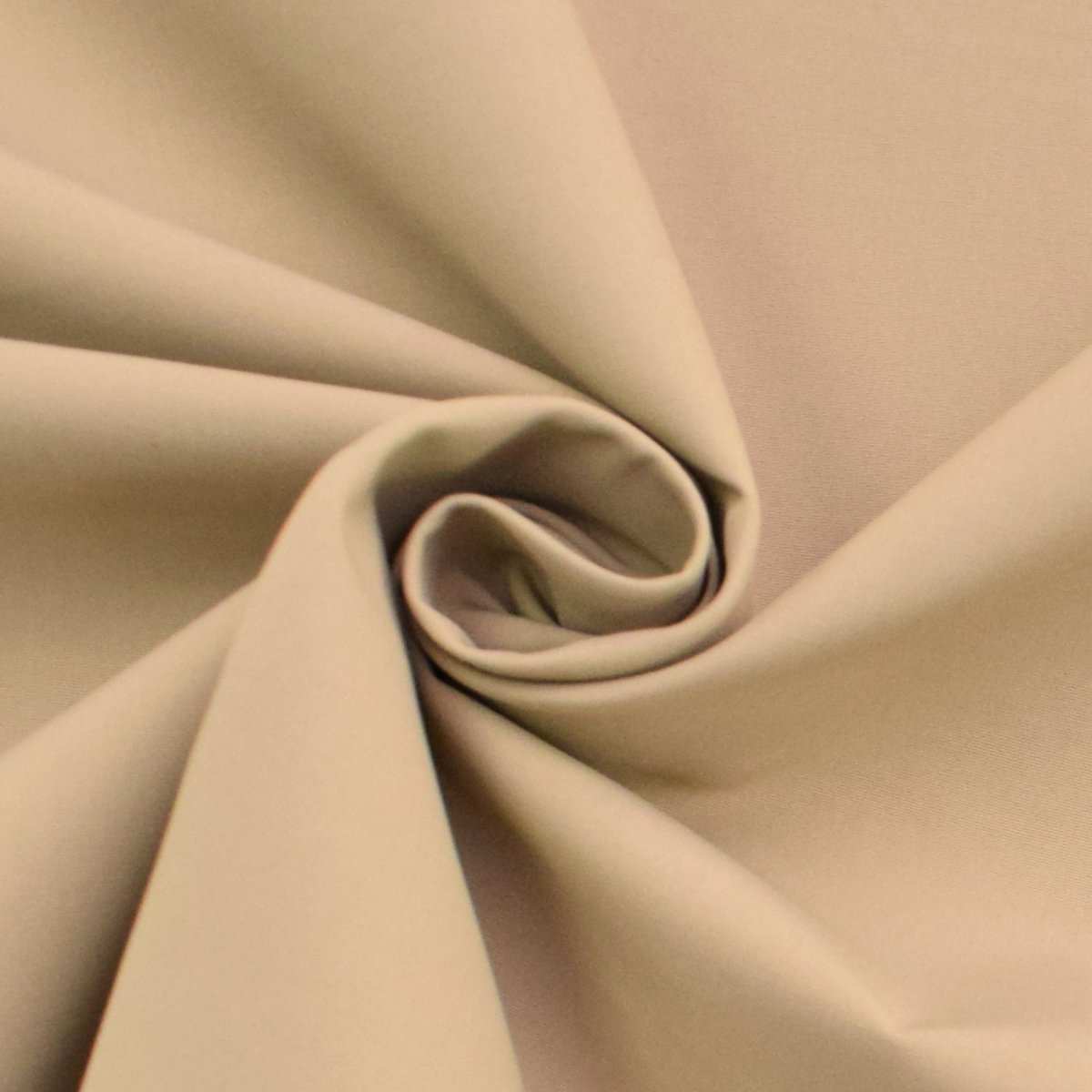 Fil à coudre - polyester coton pour cuir et tissu épais - Materiel et  Fournitures pour les Tapissiers et les Couturières