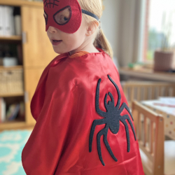 Coudre cape & masque carnaval enfant