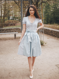 Dirndl Mirabella