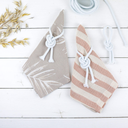 Coudre ourlet angle serviette Pâques
