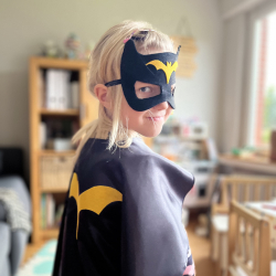 Coudre cape & masque carnaval enfant