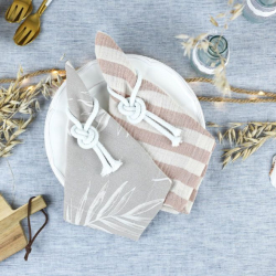 Coudre ourlet angle serviette Pâques