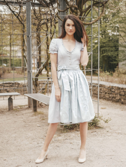 Dirndl Mirabella