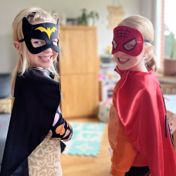 Coudre cape & masque carnaval enfant