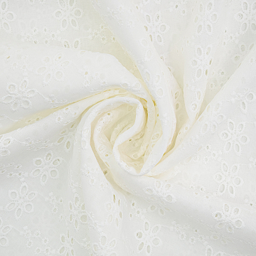 Tissu de coton broderie anglaise Fleurs Lovely Flowers, blanc cassé