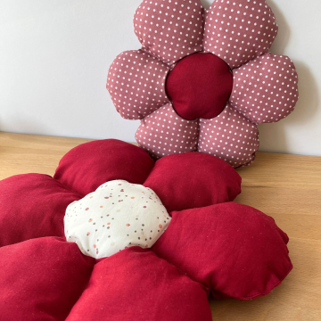 Patron coussin Fleur pdf DIY Hunger, en allemand
