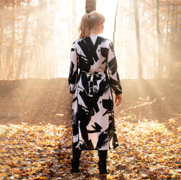 E-Book Erbsünde Kleid mit Schleife MARGARIDA