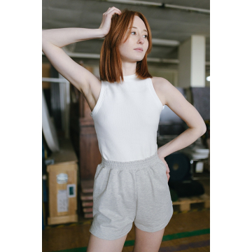 E-book JULIANA MARTEJEVS Shorts Dames, Duits