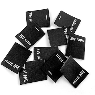 Étiquette vêtement à coudre Mini Me, noir