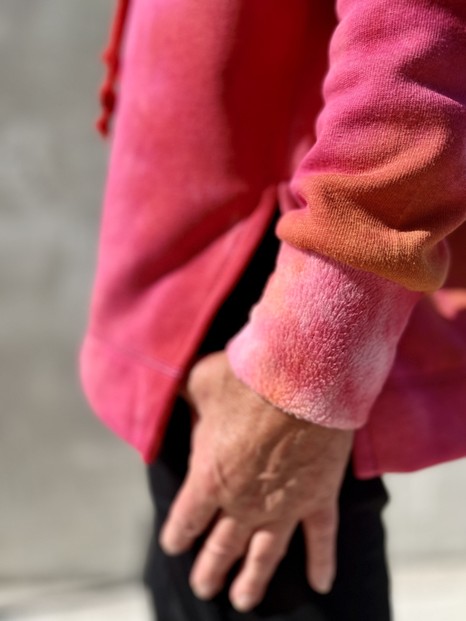 Alpenfleece sweatstof batik, rood