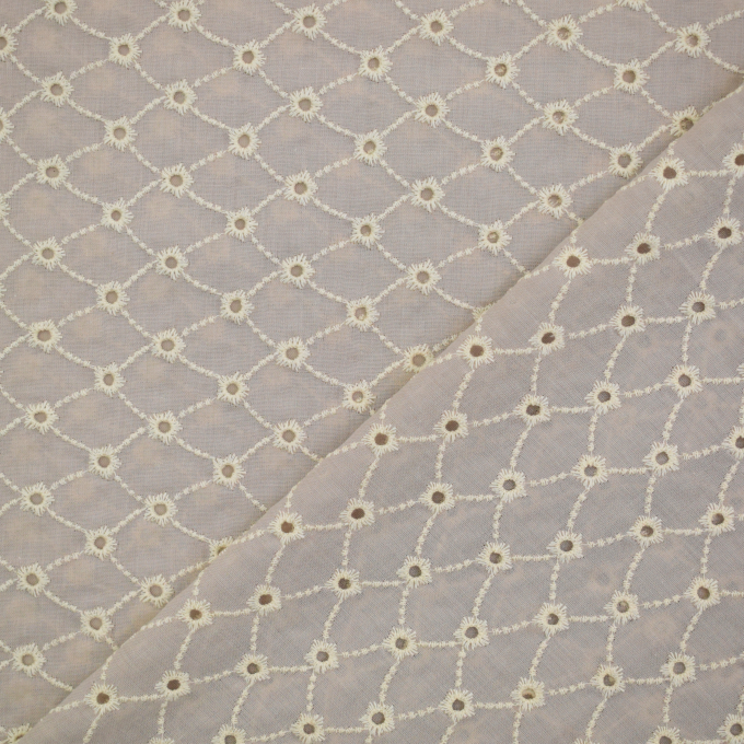 Tissu coton broderie anglaise Fleurs Diamonds, sable