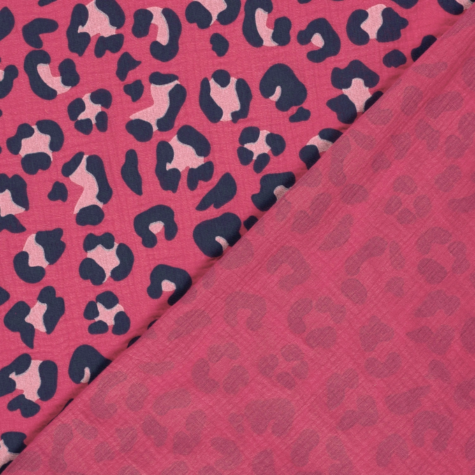 Katoenen mousseline double gauze luipard, lichtfuchsia