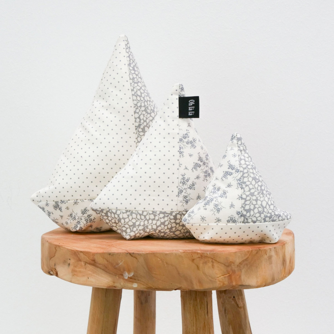 Katoen Cottage dots, gebroken wit, grijs