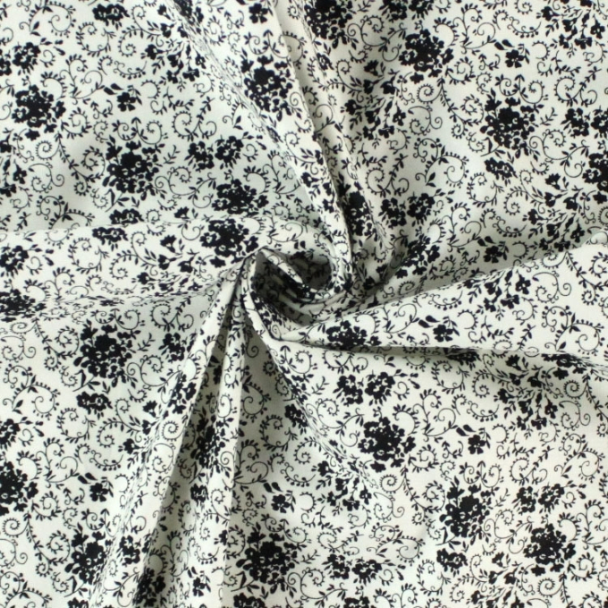 Cotton-fabric Cottage Tendrils, white black