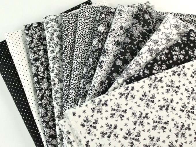 Cotton-fabric Cottage Tendrils, white black