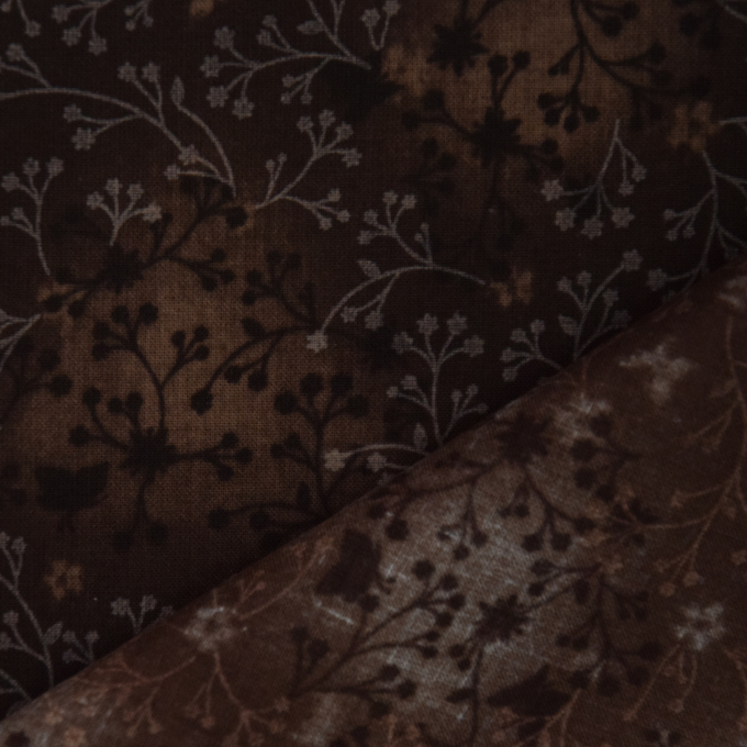 Tissu coton popeline fleurs de tilleul, marron foncé