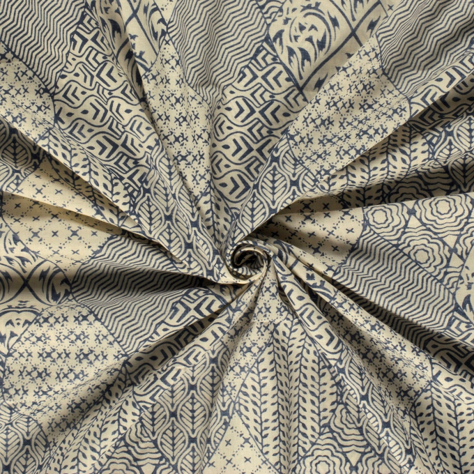 Tissu voile de coton Losanges géométriques Fantasy Leaves, naturel