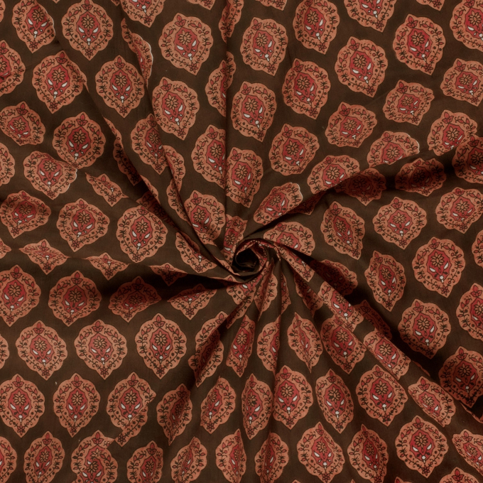 Katoenen voile oriental ornaments, bruin