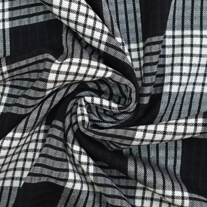 Tissu viscose mélangée jacquard Jiska, noir