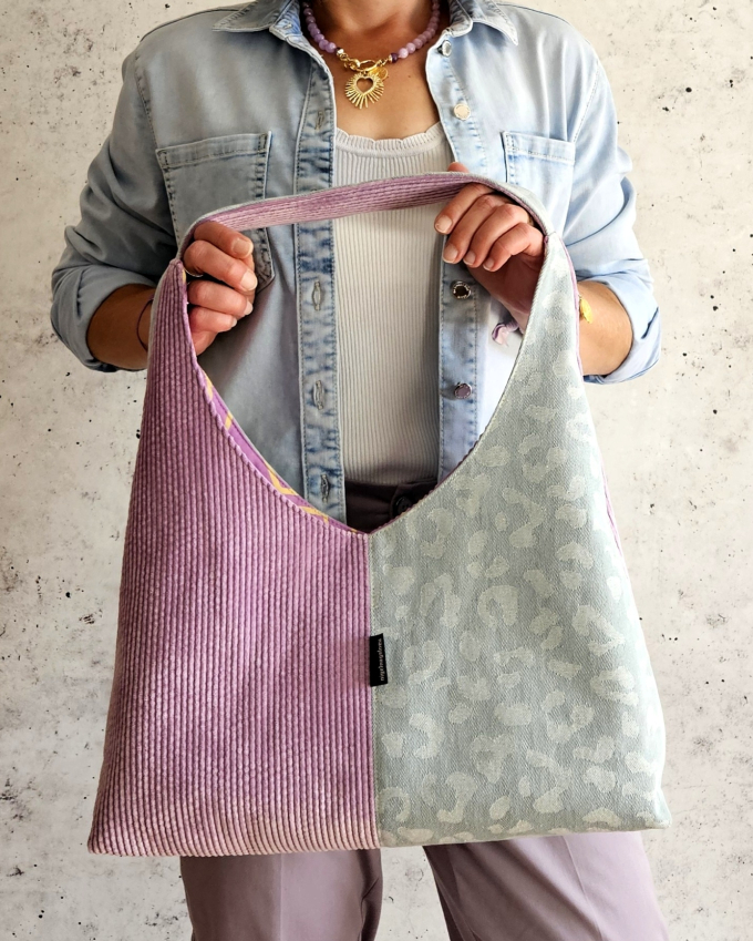 Corduroy effen, blauwpaars