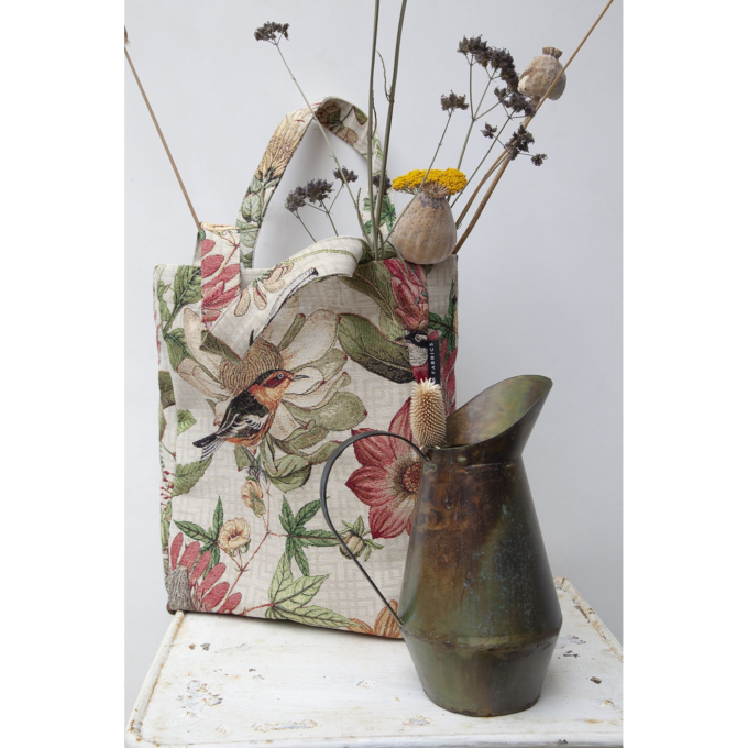 Decoratiestof Gobelin exotic flower garden, lichtbeige
