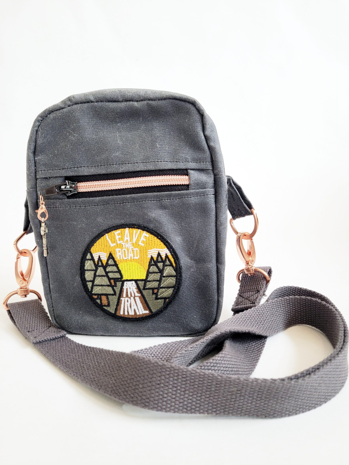 E-Book AnniNanni Crossbody-Bag, duits