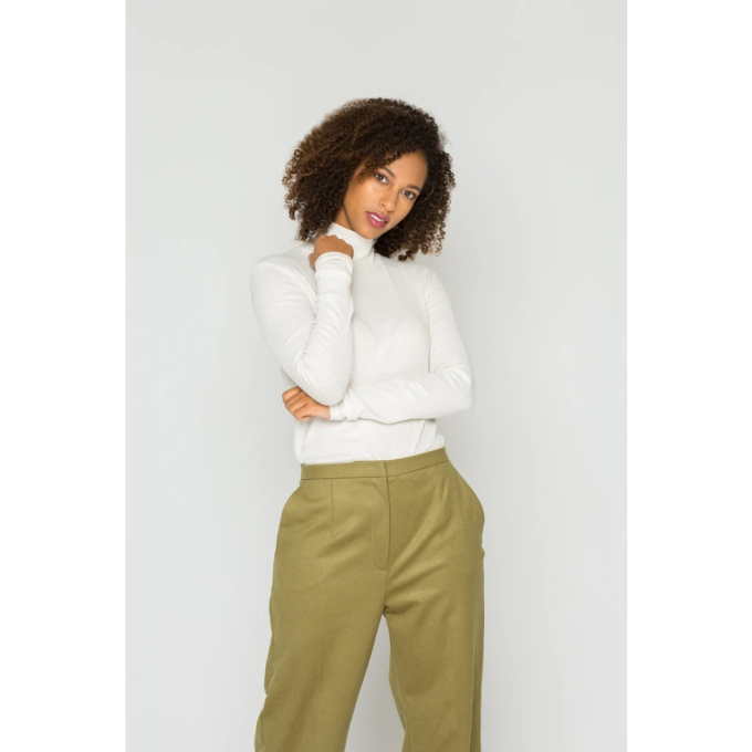 E-Book Bara Studio Longsleeve Celine Damen, duits