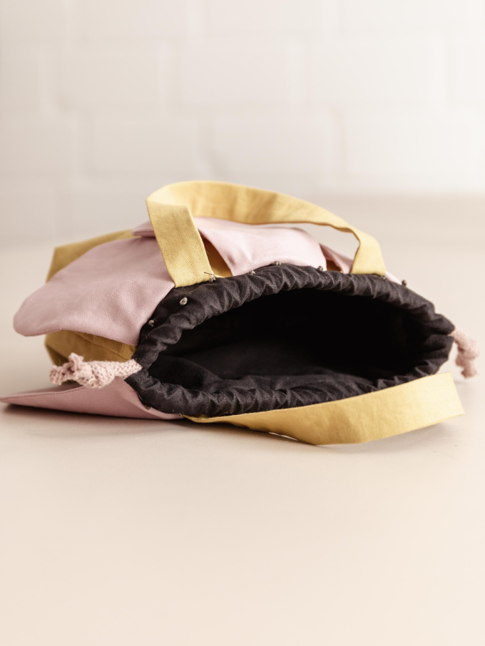 E-Book byGesa Anemone-Tasche