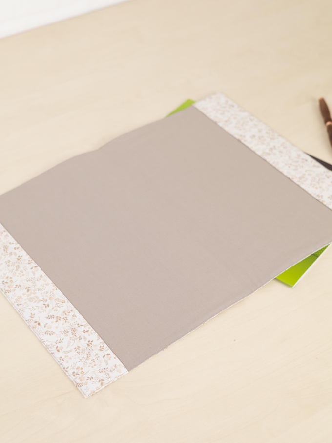 Patron housse de cahier pdf byGesa, en allemand & en anglais