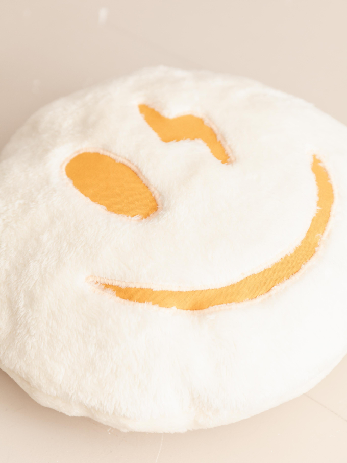 Patron coussin Smiley pdf byGesa, en allemand & en anglais
