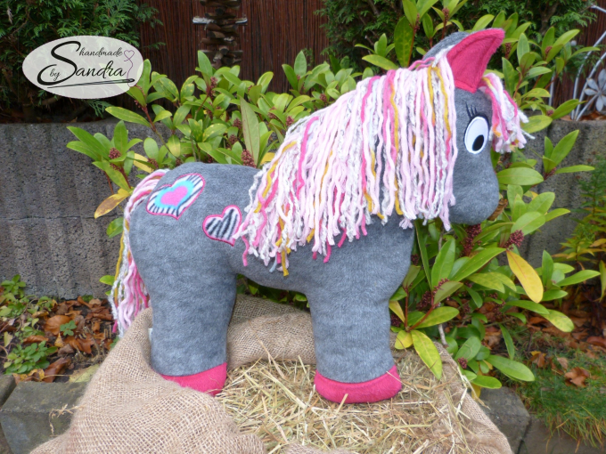 Patron coussin cervical Cheval / Licorne pdf CoelnerLiebe, en allemand