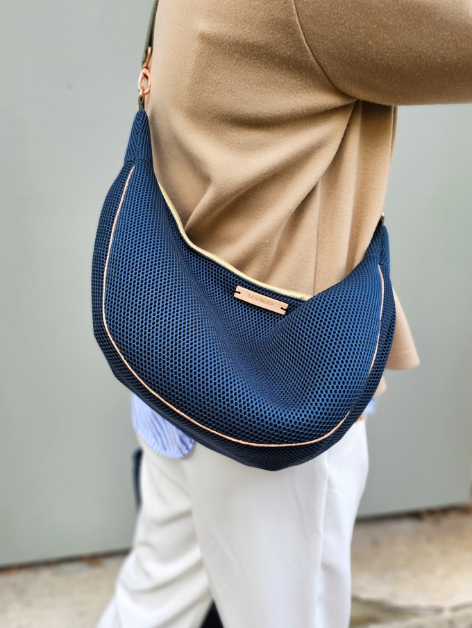 E-book CreaResa Schultertasche Moon Bag Luna M + L, Duits