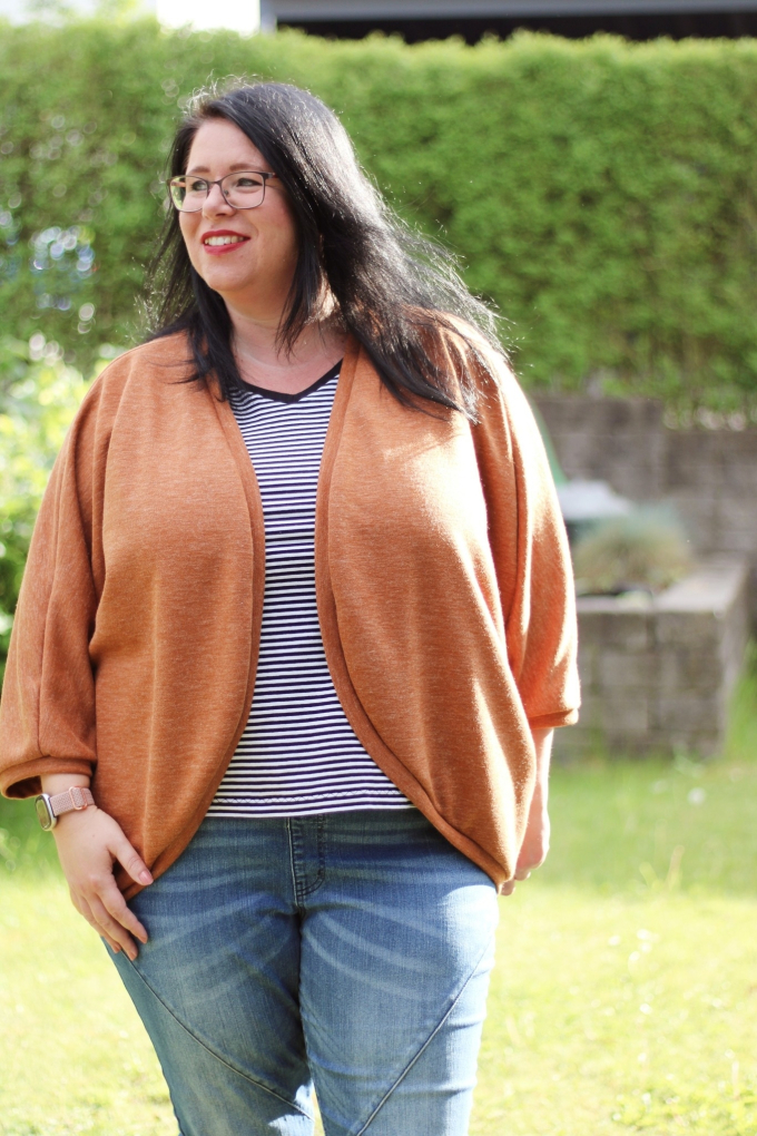 Patron cardigan femme pdf Rovito drei eM's, en allemand