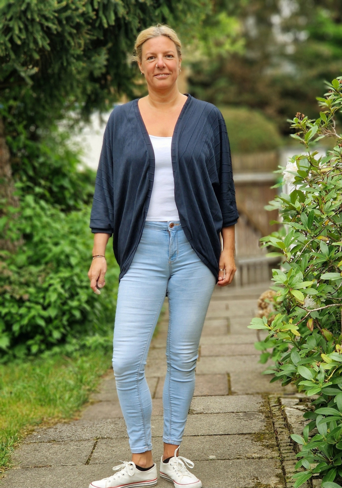 Patron cardigan femme pdf Rovito drei eM's, en allemand