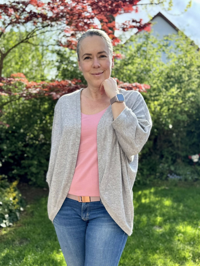 Patron cardigan femme pdf Rovito drei eM's, en allemand