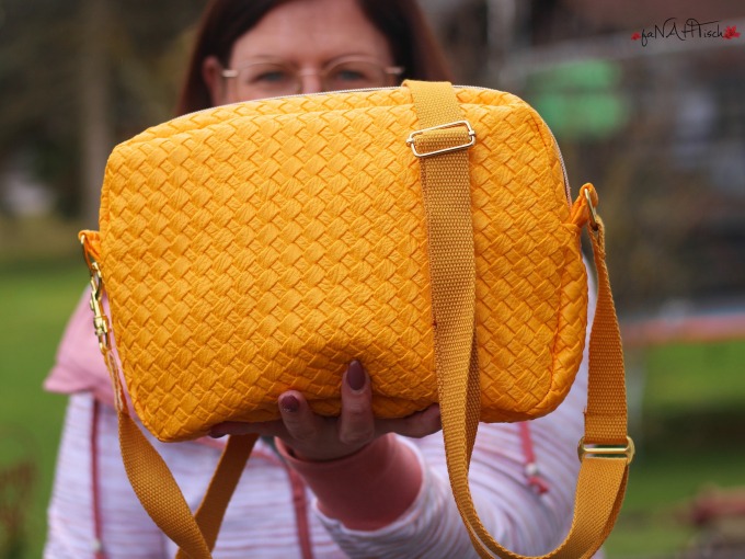E-book drei eM's Crossbag TROGEN, Duits