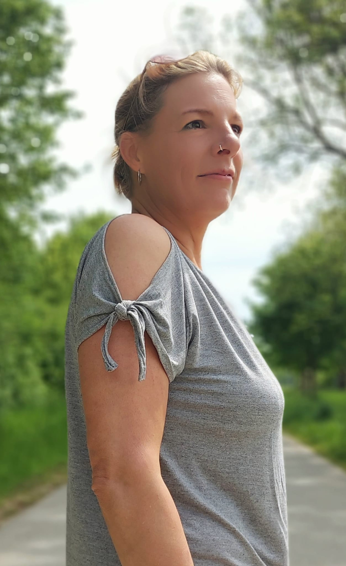 E-book drei eM's Damen Knotenshirt ASCHAU, Duits